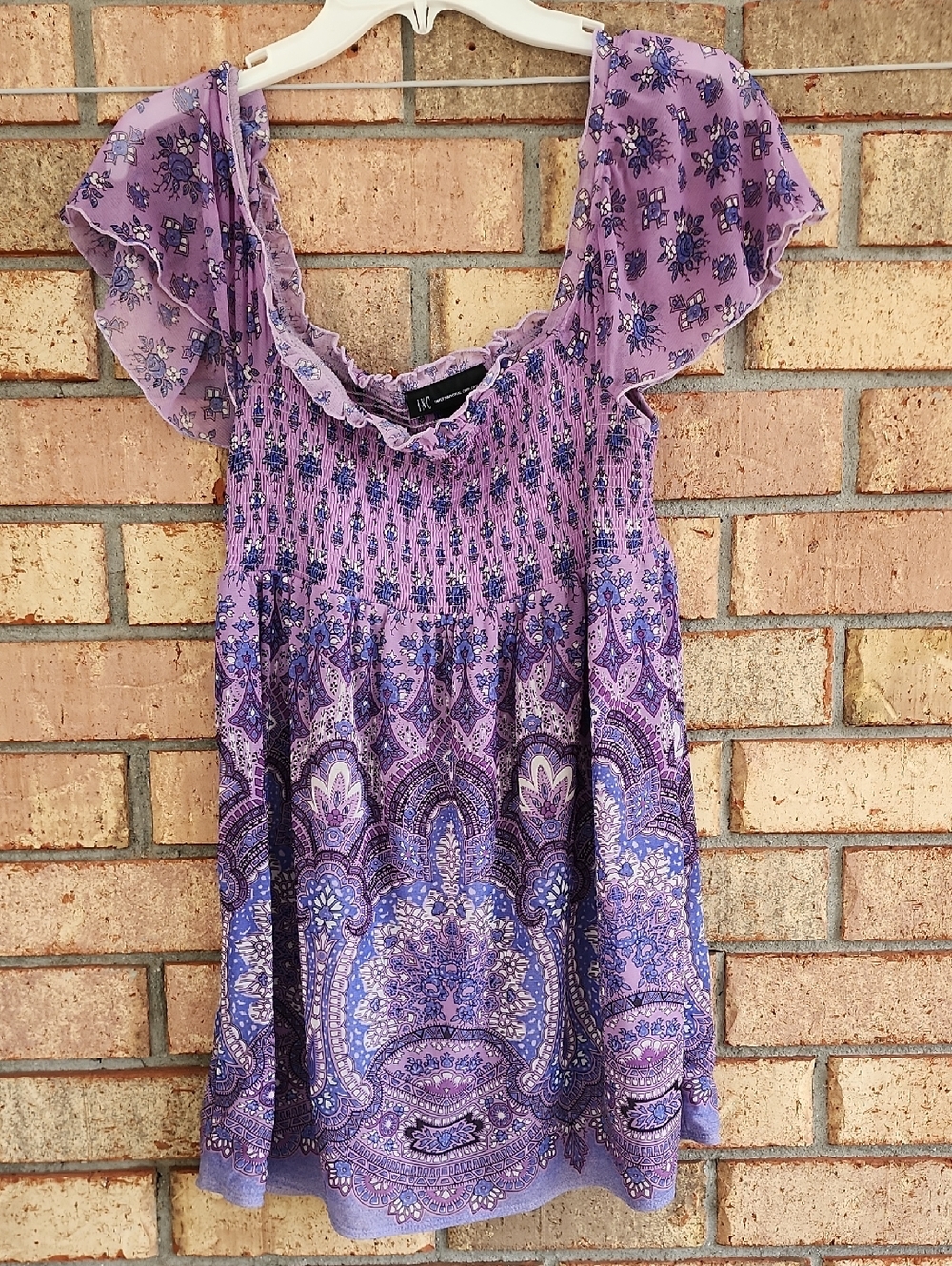 INC Size Medium Women's Purple Paisley Smocked Ruffle Sleeve Top